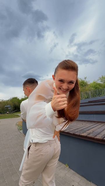 Фотограф из Улан-Удэ снимает свадьбу