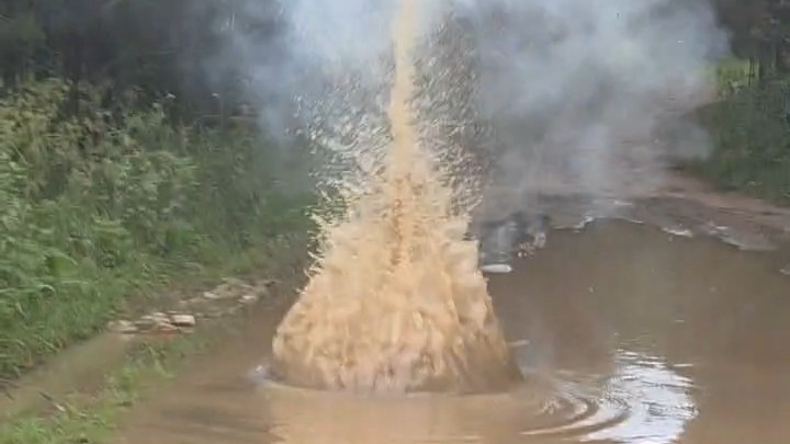 Петарда Black Devil в воде💧🧨