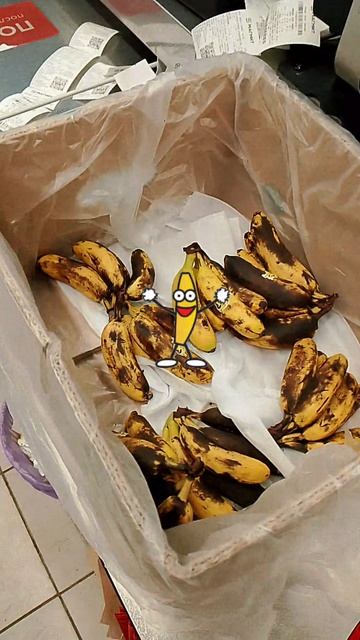 Бананы б/у 🍌! не бит, не крашен! 😂