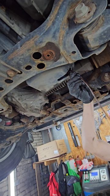 Замена масла в двс по феншуй Toir-Toyota.