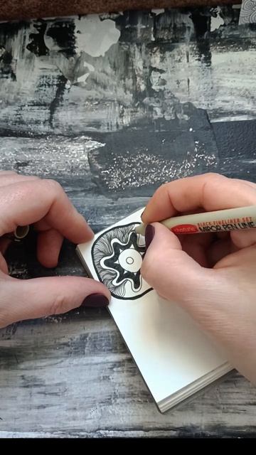 Клякса. Простой зенарт рисунок в маленьком блокноте для отдыха. zenart Жауга relax art клякса
