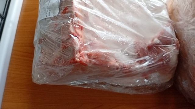 Муж принес домой мамонта  .