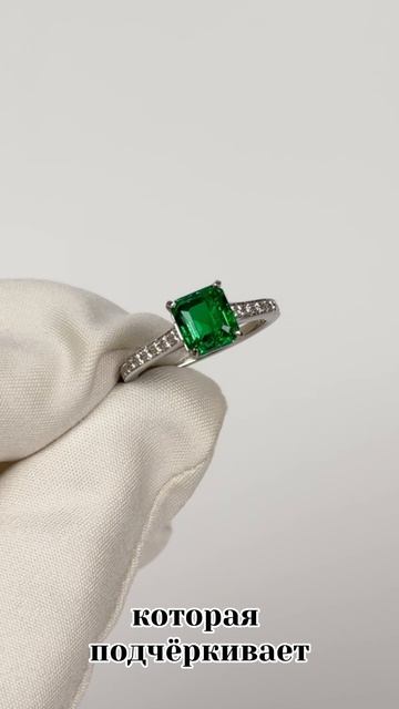 Cartier EMERALD 2.07 CT VIVID GREEN RING (SIZE 55) CR2.07