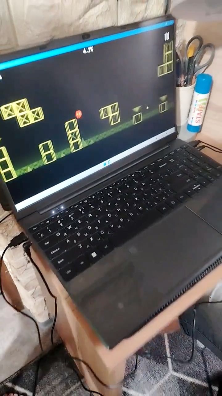 Играю в Beat Bounce на компе