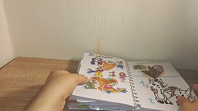 распаковка бумажных сюрпризов