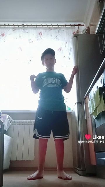 я танцую залил ролик из лайка