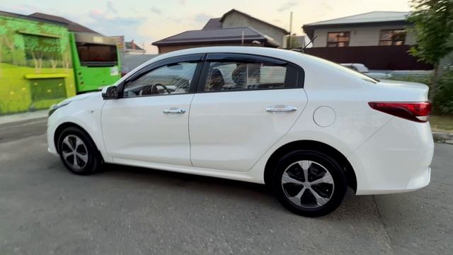 Kia Rio 4
