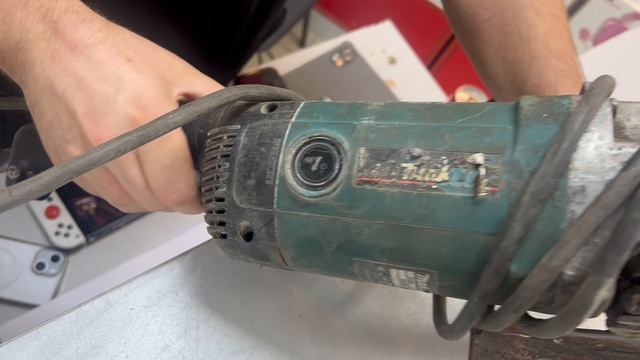 Makita 9069