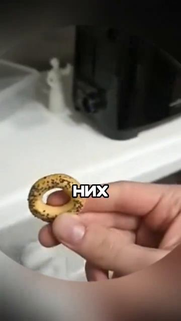 🤨