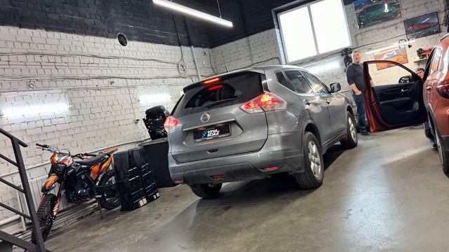 Перетяжка руля и ручки КПП Nissan X-trail — часть 1