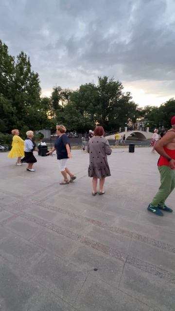 ✅Танцы в Евпатории на набережной В.Терешковой.