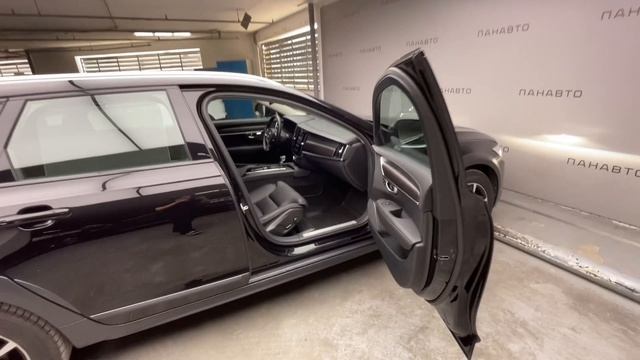 Volvo V90 Cross Country 2.0 AT (249 л.с.) 4WD