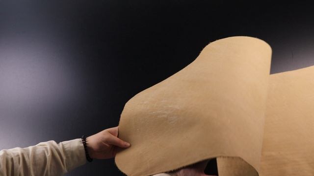 1,8-2,2 Кожа растительного дубления в воротках 71дм² (КЛ)