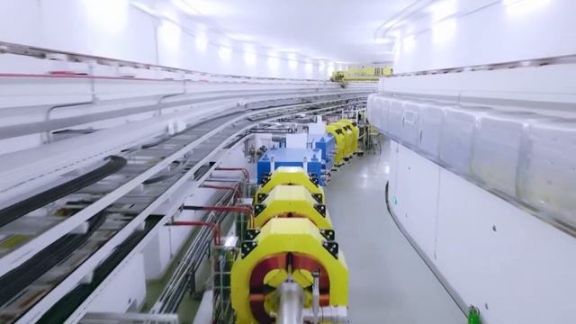 ⚛️Ключ к тайнам Вселенной: в Китае запустили мощнейший ускоритель тяжёлых ионов в мире