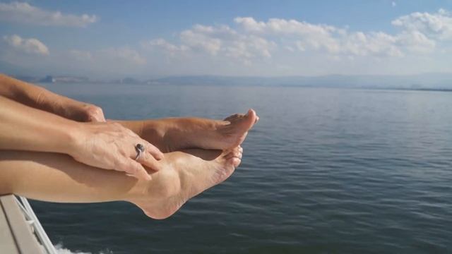 Водная прогулка по озеру Эрхай на остров (город Дали, провинция Юньнань)