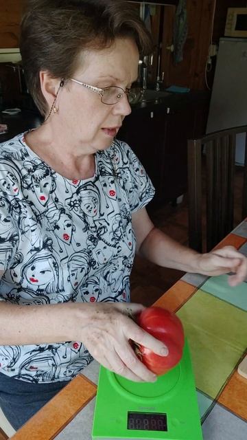 Томат Мазарини.