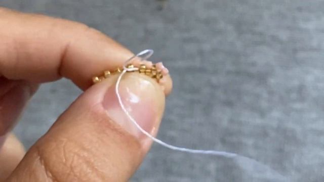 DIY Браслет из бисера Как сплести ёлочкой мастер-класс Beaded beaded bracelet tu