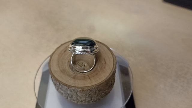 Серебряное кольцо с ПЛИСОВЫМ МАЛАХИТОМ. левин павел серебро.