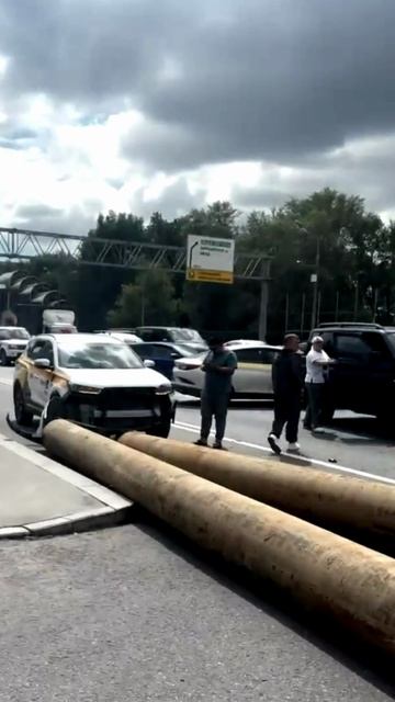 Жуткая авария в Москве с участием такси
