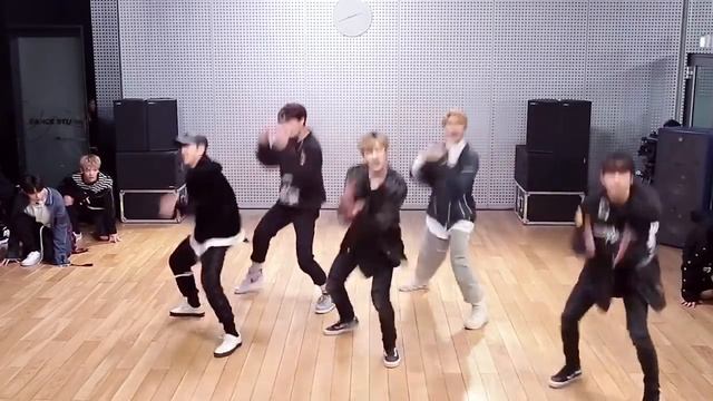 [JYP vs YG Battle] Dance Battle - Stray Kids Full Cam | READ PINNED COMMENT FOR FAQs!! |
