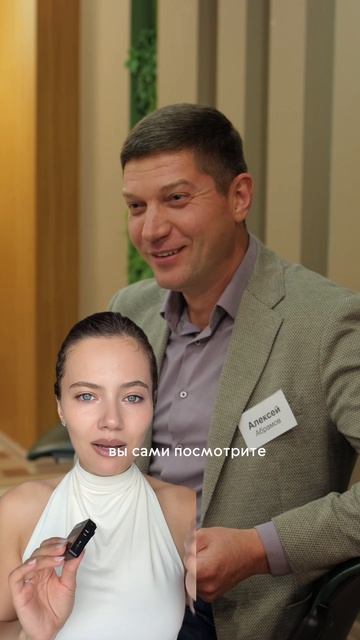 На наших курсах по речи учим говорить убедительно, избавляемся от слов-паразитов и дрожащего голоса