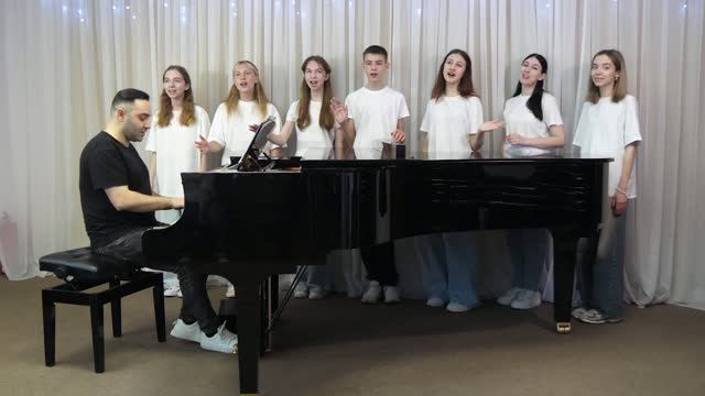Гайк Оганесян и ансамбль ДШИ - Храм искусств | 2025 г.