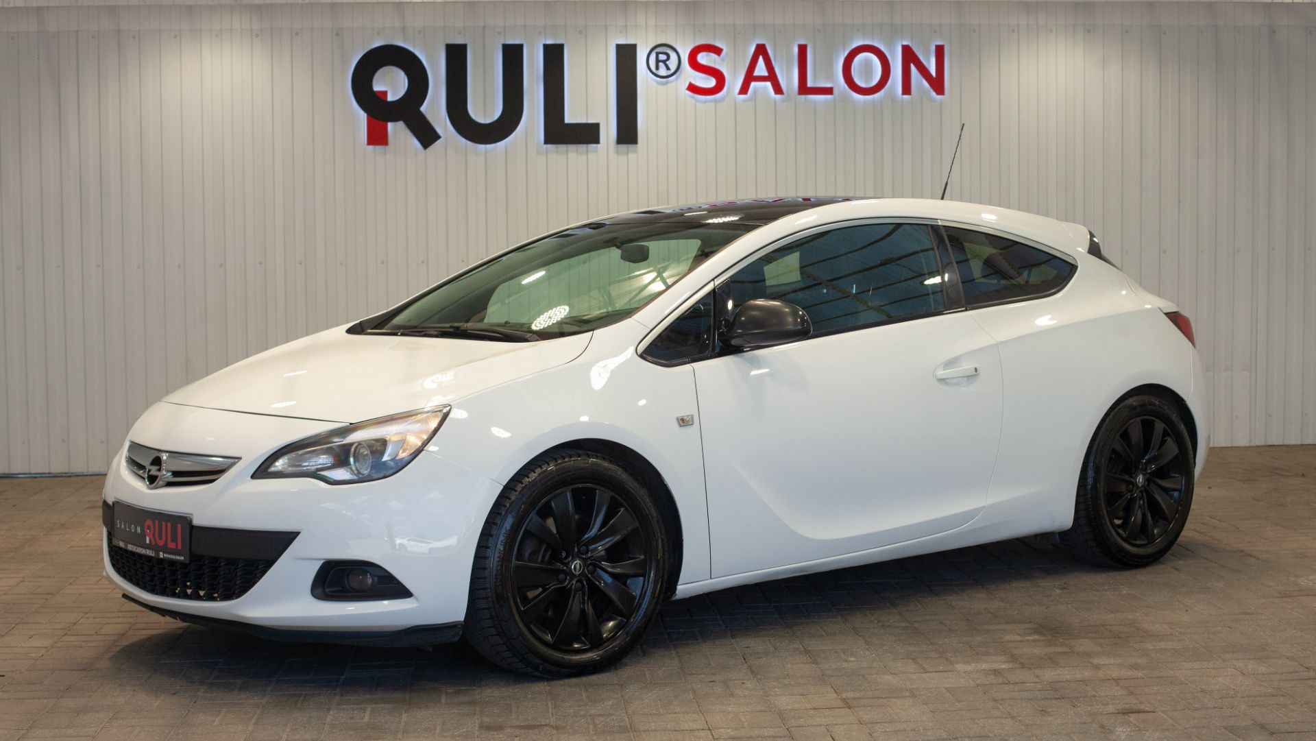 Opel Astra J Рестайлинг 2013