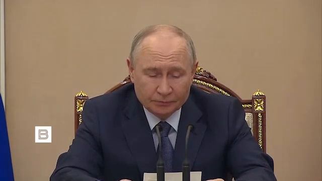 Владимир Путин провел совещания по зкономическим  вопросам