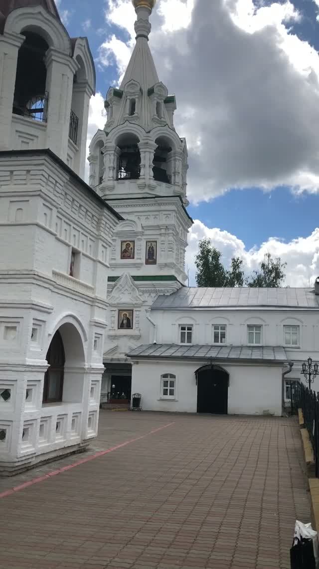 Свято-Троицкий монастырь