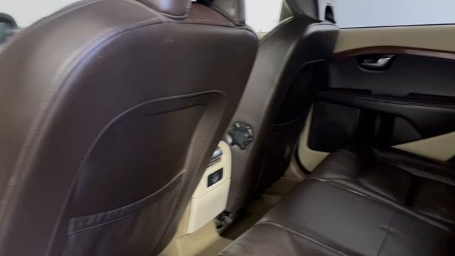 Volvo XC70 44526