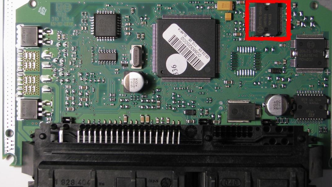 Лада Приора прошивка эбу Bosch 7.9.7+ Часть 3 Снятие ЭБУ, перевод в режим програмирования.