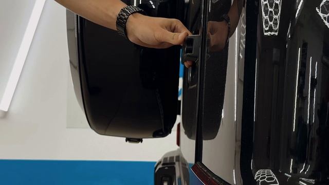 Mercedes-Benz G-class - шумоизоляция, установка доводчиков, ламинация карбоном