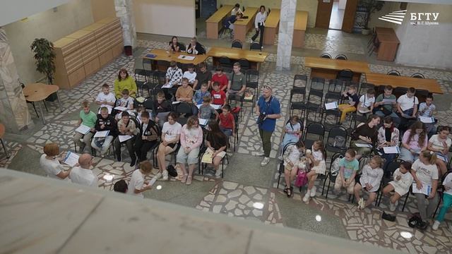 Вручение дипломов выпускникам летней школы