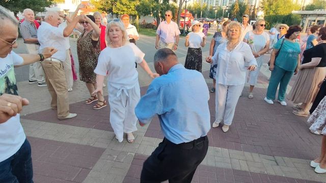 19 июля. Елочка гори...