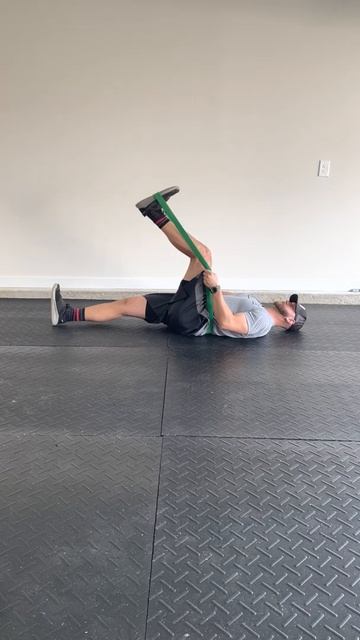 Banded Hamstring Flossing ЗПБ флоссинг разгибания с резиной