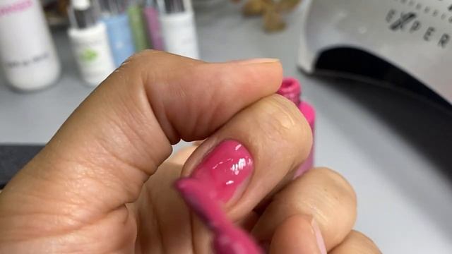 Маникюр однофазными гель-лаками SIMPLE от NEONAIL