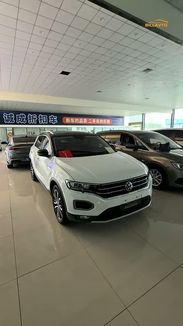 В продаже VOLKSWAGEN T-ROC из Китая