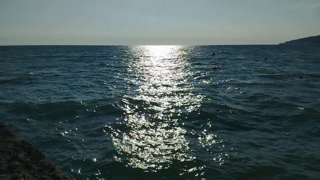 море
