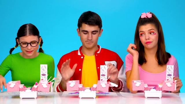 Быстрая Средняя или Медленная Скорость Еды Челлендж от DaZaZa Challenge