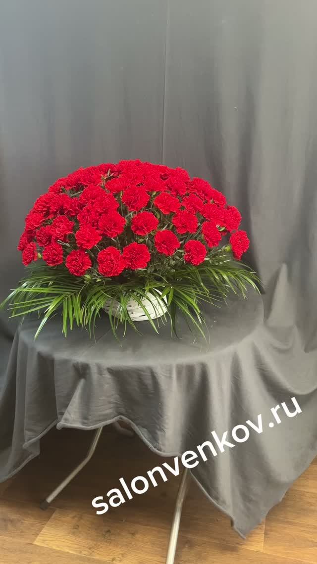 Корзина из живых цветов № 54