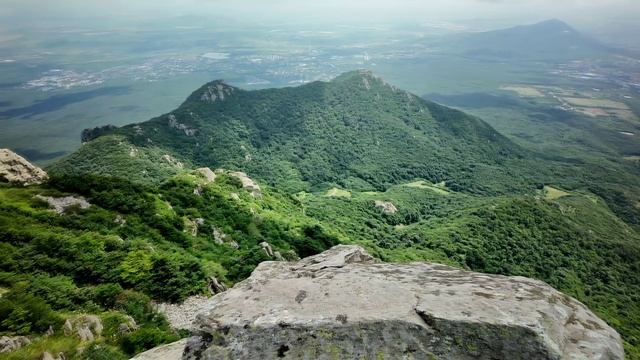 Прогулки на Бештаугорские лакколиты