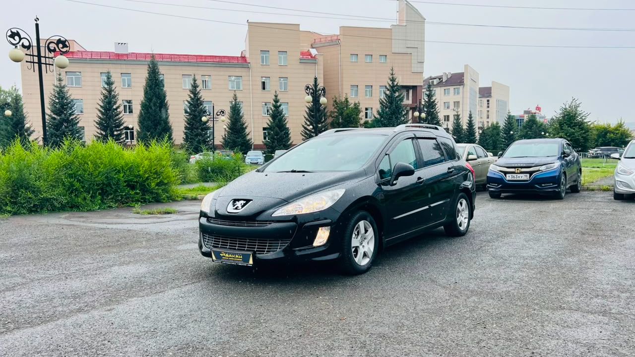 Peugeot 308, 2008 год