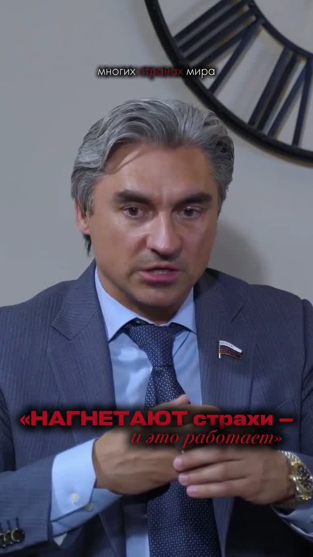 👆 «НАГНЕТАЮТ страхи — и ЭТО РАБОТАЕТ»: зачем блокируют сервисы в App Store