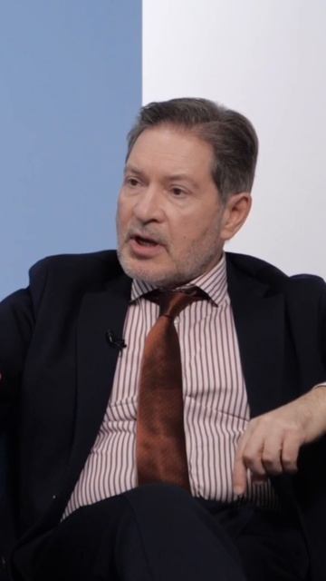 Как наладить контакт с первой встречи? Андрей Безруков // Ближе к делу