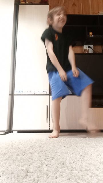 999