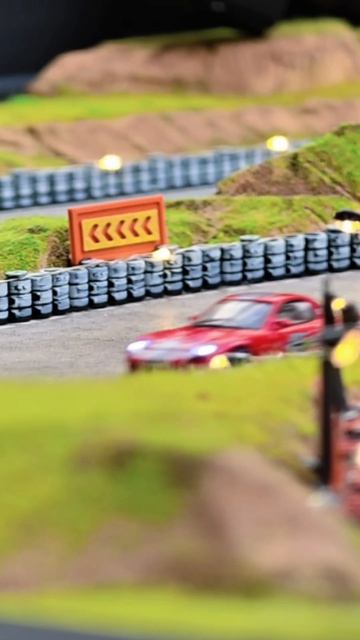 Радиоуправляемые гонки  на презентации шины Icon Tyres Ultra 5