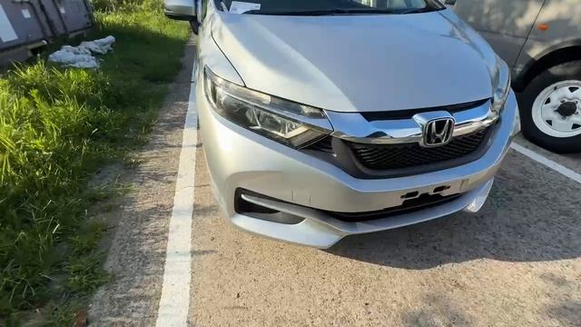 Honda Shuttle прибыл на ярд в Японии 🇯🇵 и ожидает отправки во Владивосток 👩💻