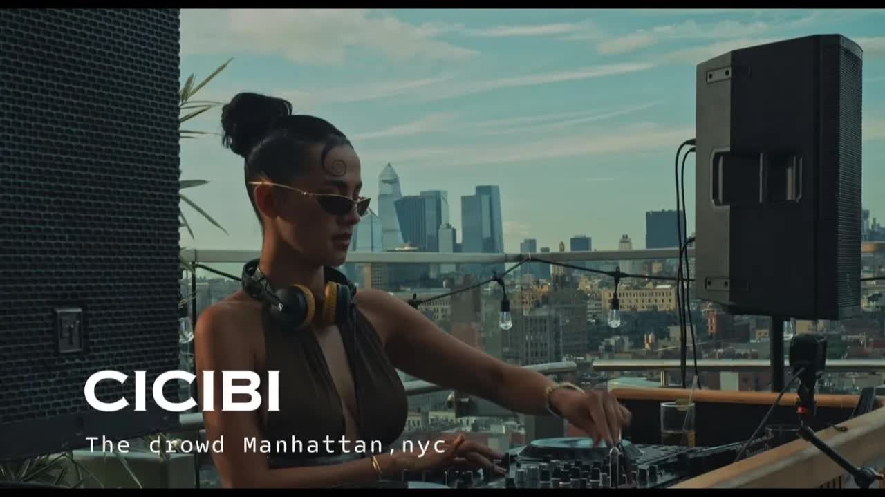 CICIBI | LIVE SET AT THE CROWN, MANHATTAN NYC