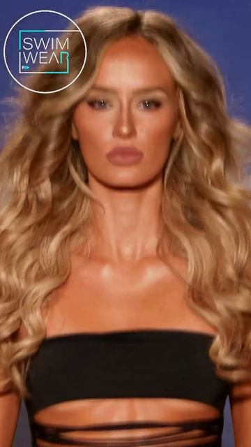 LESLIE AMON Paraiso Swimweek 2025 Miami shorts miami swimweek