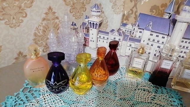 Смотрим раритеты Кристиан лакруа и Эрве леже под песню Мираж 